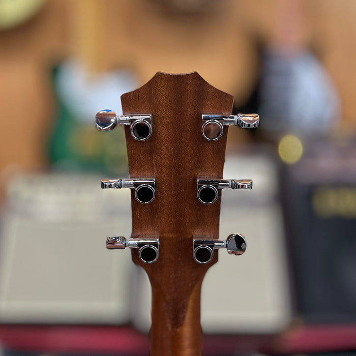 USED Taylor BBTE Big Baby Taylor Acoustic Guitar w/ Taylor Gig Bag