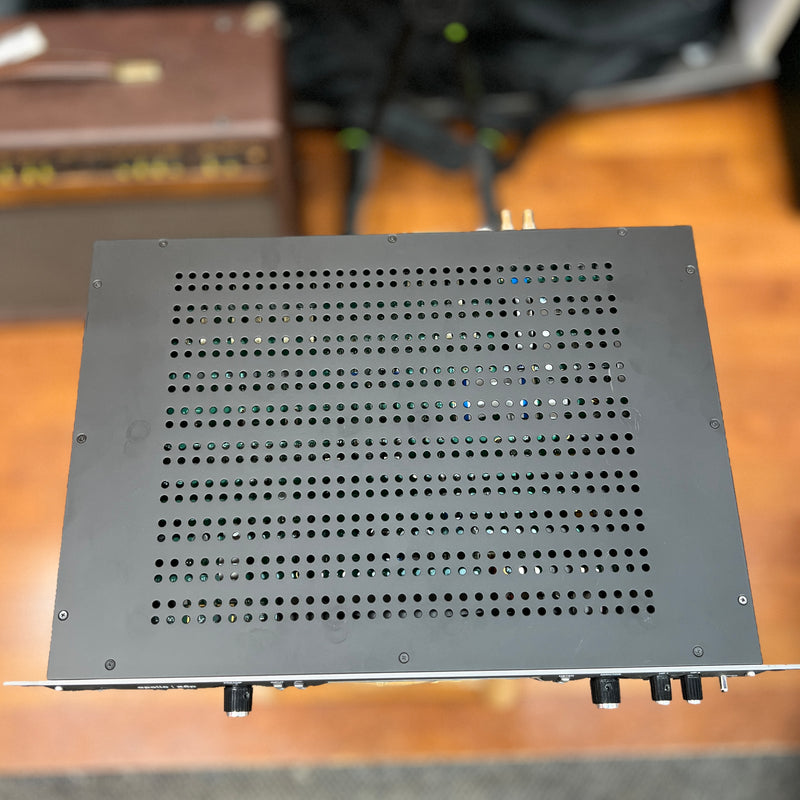 USED Universal Audio x8p Gen 1 18x22 Thunderbolt 3 Interface w/ Original Box - Unregistered