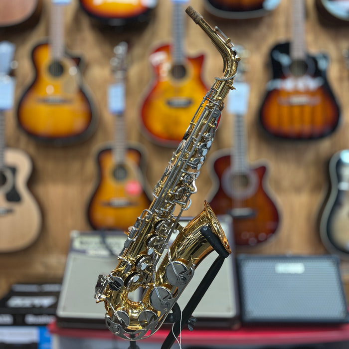 USED Vito Alto Saxophone Outfit, Japan, Serial #513530