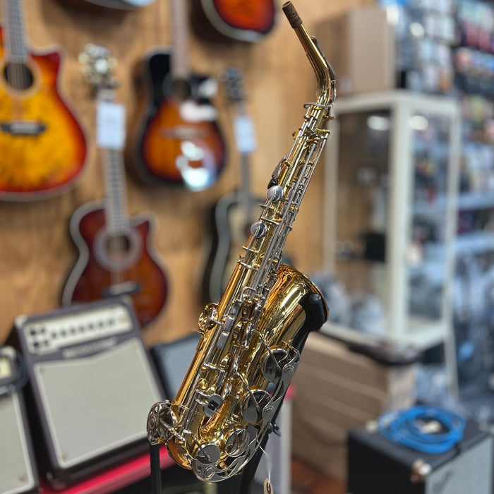 USED Vito Alto Saxophone Outfit, Japan, Serial #513530