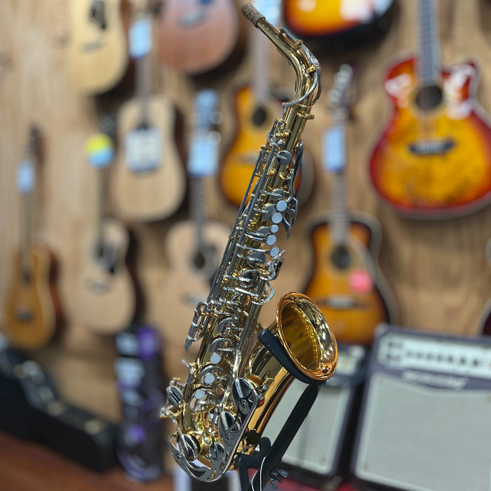 USED Vito Alto Saxophone Outfit, Japan, Serial #513530