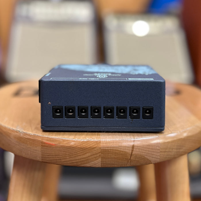 USED Walrus Audio Aetos 120V Clean Power Supply