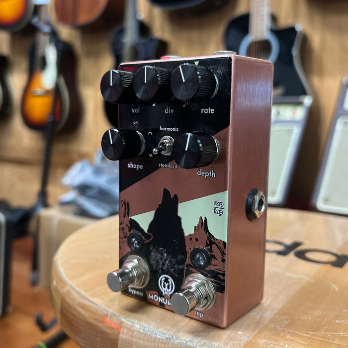 USED Walrus Audio Monument Tremolo V2 Effect Pedal