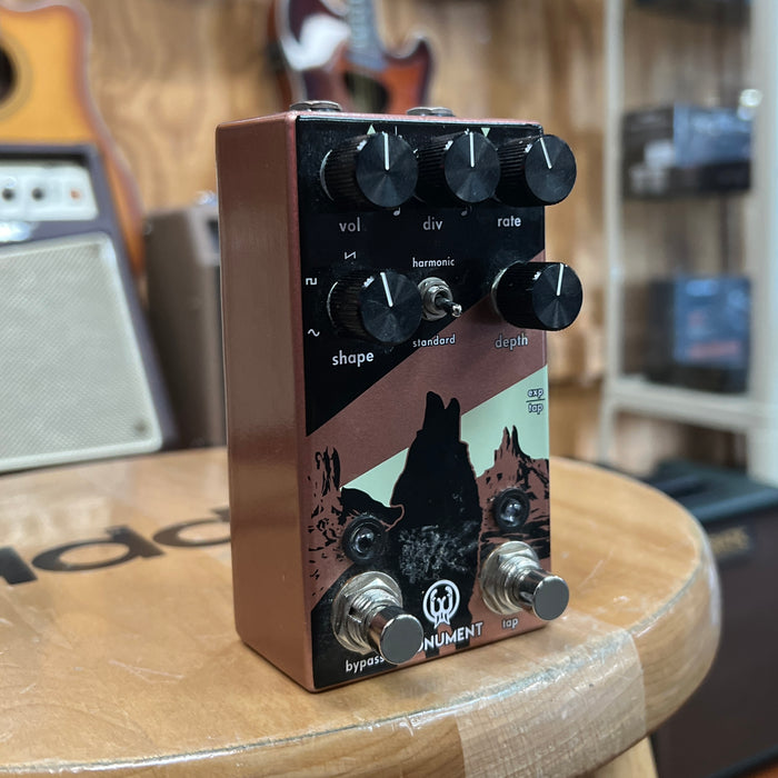 USED Walrus Audio Monument Tremolo V2 Effect Pedal