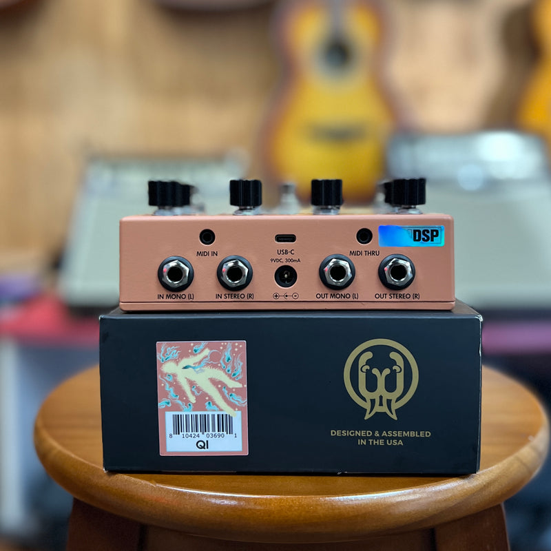 USED Walrus Audio SIGNED Yvette Young New Qi Etherializer Multieffects