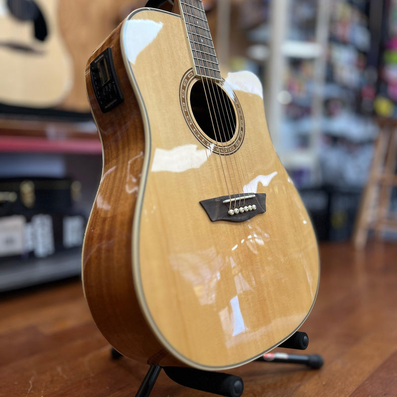 USED Washburn Harvest Series WD7SCE Acoustic Electric Guitar, Gloss Natural