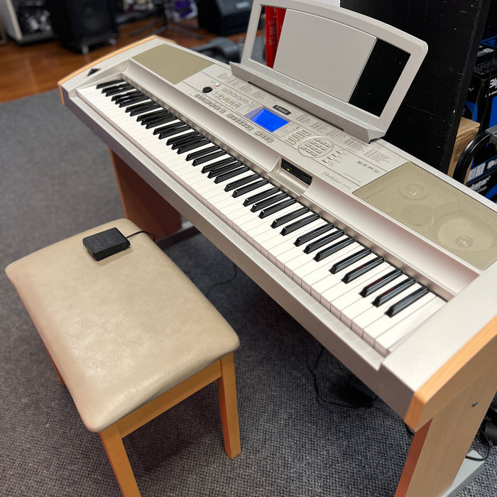 USED Yamaha DGX-500 Digital Piano w/ Stand and Bench
