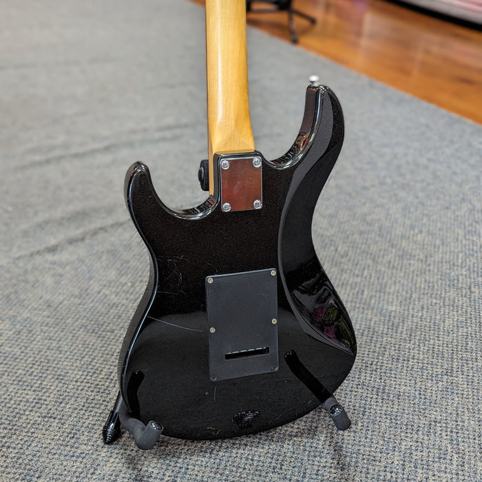 USED Yamaha EG112C HSS Electric Guitar, Black