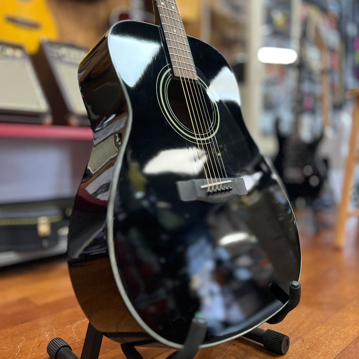 USED Yamaha F335 Dreadnought Acoustic Guitar, Black