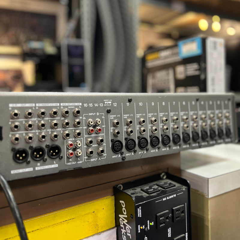 USED Yamaha GF16/12 Analog Mixer