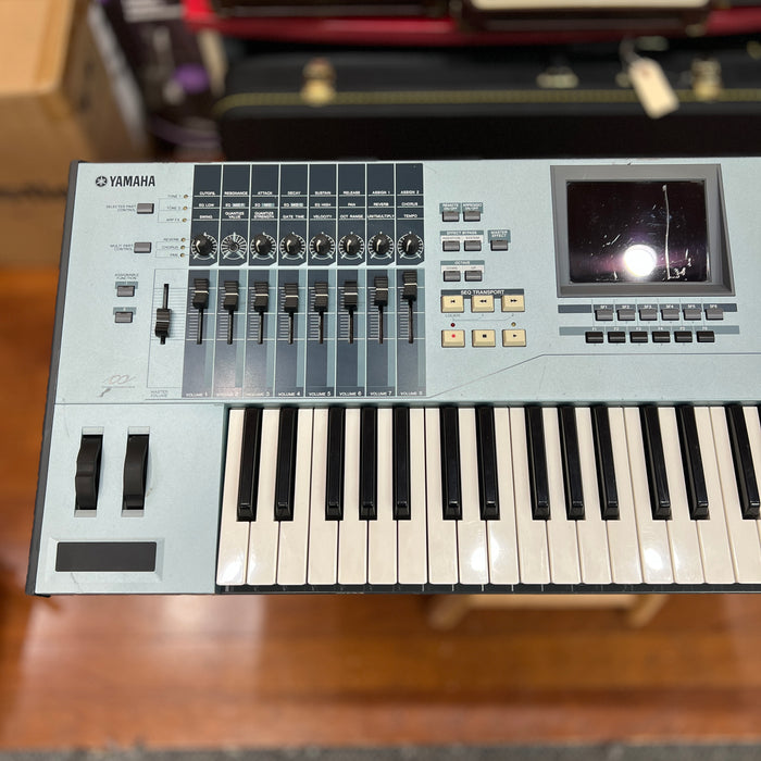 USED Yamaha Motif XS6 Keyboard