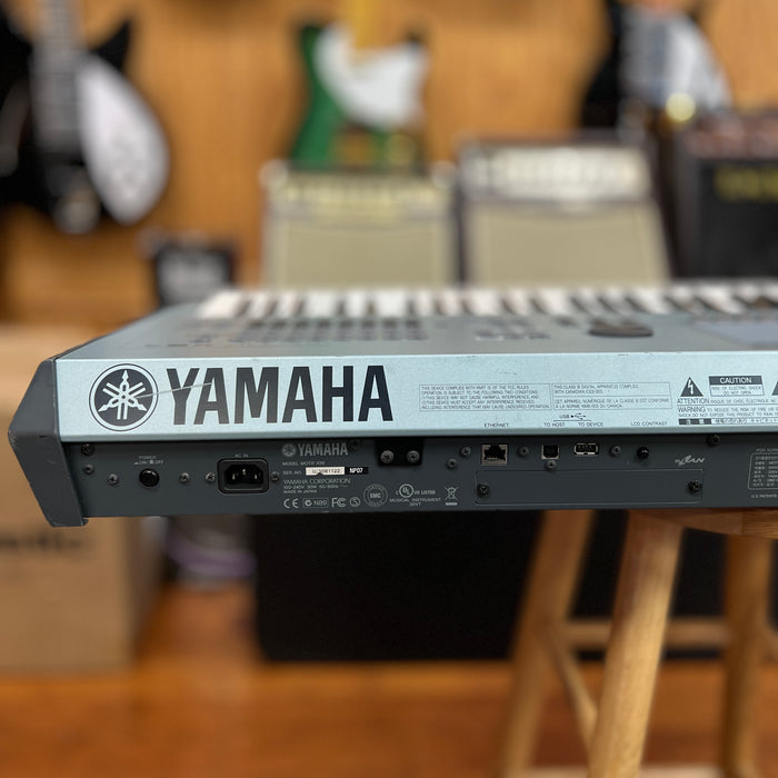 USED Yamaha Motif XS6 Keyboard