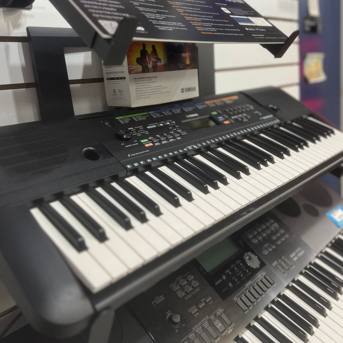 USED Yamaha PSR E253 Portable Keyboard