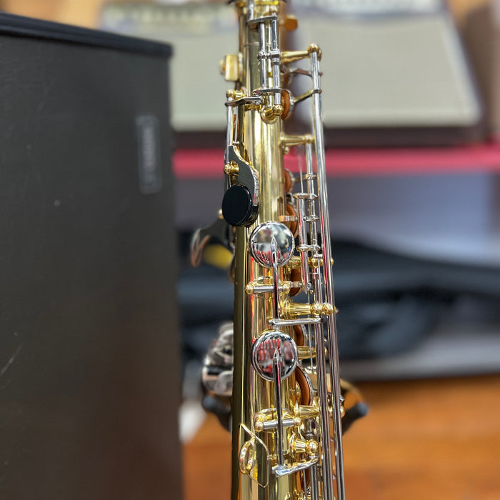 USED Yamaha YAS-26 Alto Saxophone Outfit (Q82937)