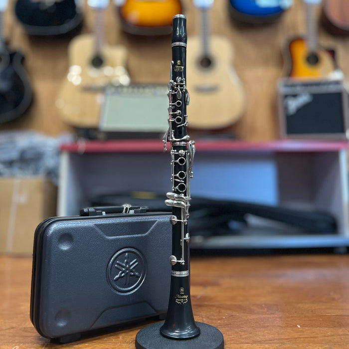 USED Yamaha YCL-200AD II Advantage Clarinet Outfit (M98272)