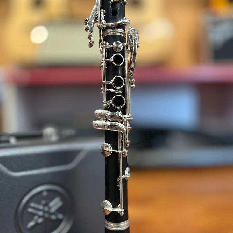 USED Yamaha YCL-200AD II Advantage Clarinet Outfit (M98272)