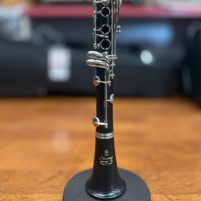 USED Yamaha YCL-200ADII Student Clarinet Outfit (#L76995)