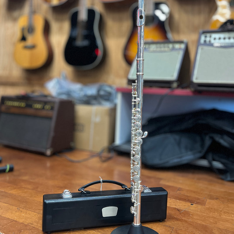 USED Yamaha YFL-222 Student Flute Outfit, Offset G (K22555)