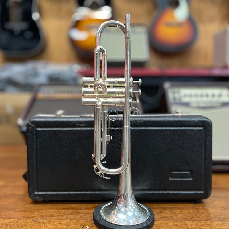 USED Yamaha YTR-232S Silver Trumpet Outfit