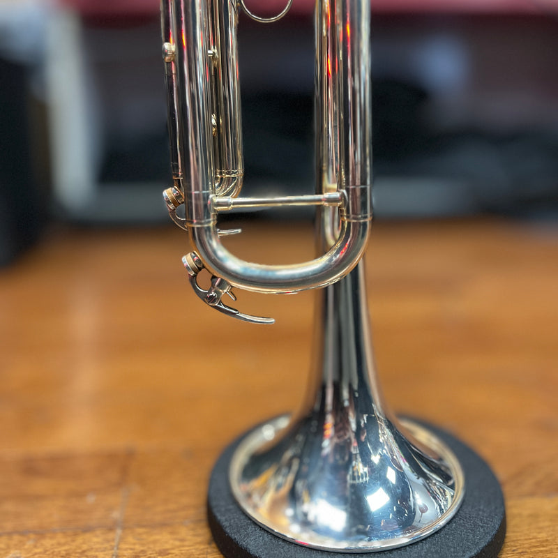 USED Yamaha YTR4335GSII Intermediate Silver Trumpet Outfit (Z86274)