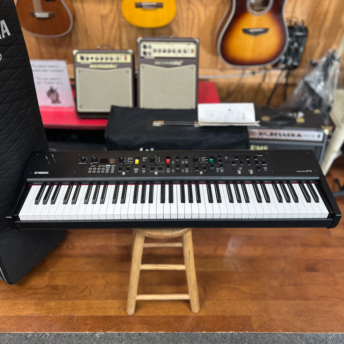 USED Yamaha cp73 73-Key Stage Piano w/ Roller Bag