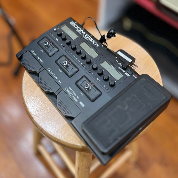 USED ZOOM G3xn Multi Effects Pedal