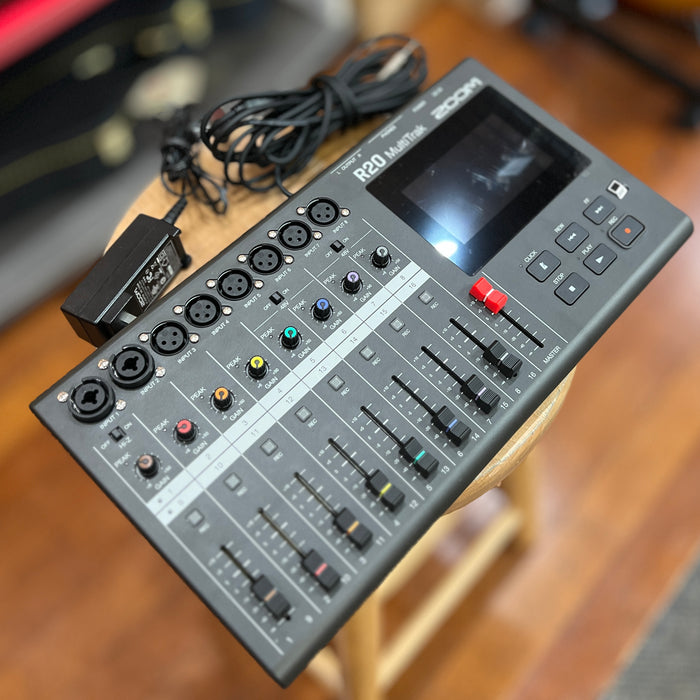 USED ZOOM R20 Multi-Track Recorder USB Audio Interface