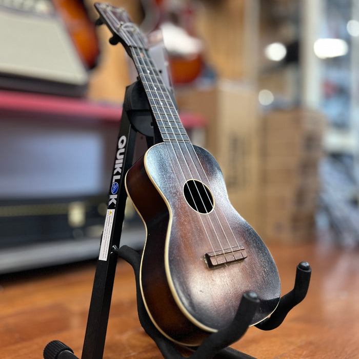 VINTAGE 1960s Silvertone Soprano Ukulele, Brown Sunburst