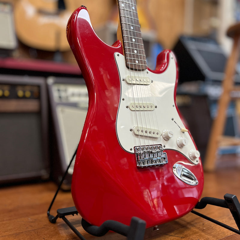 VINTAGE 1989 Fender Squier Stratocaster, Red