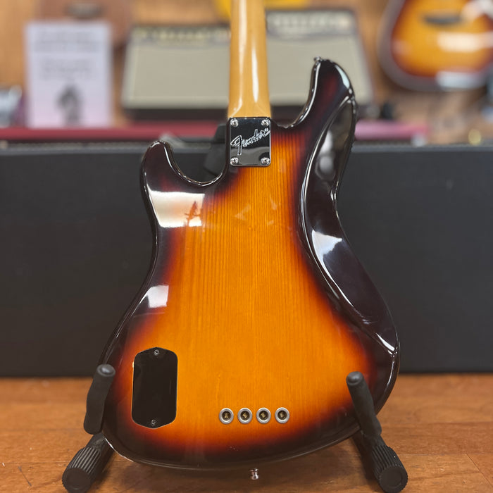 VINTAGE 1997 USA Fender Jazz Bass w/ case , Sunburst