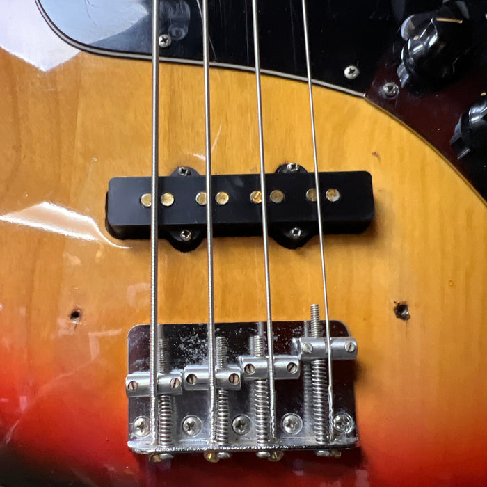 VINTAGE AS IS 1974 Fender Jazz Bass, Sunburst w/ OHSC (#510353)
