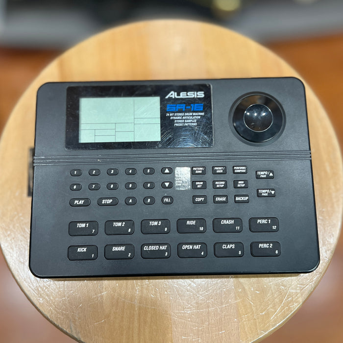 VINTAGE Alesis SR-16 Drum Machine