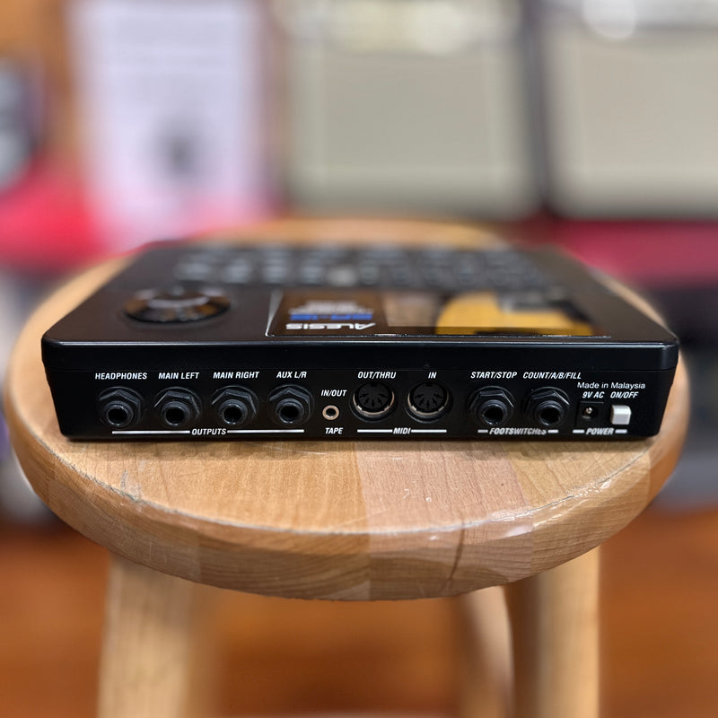 VINTAGE Alesis SR-16 Drum Machine