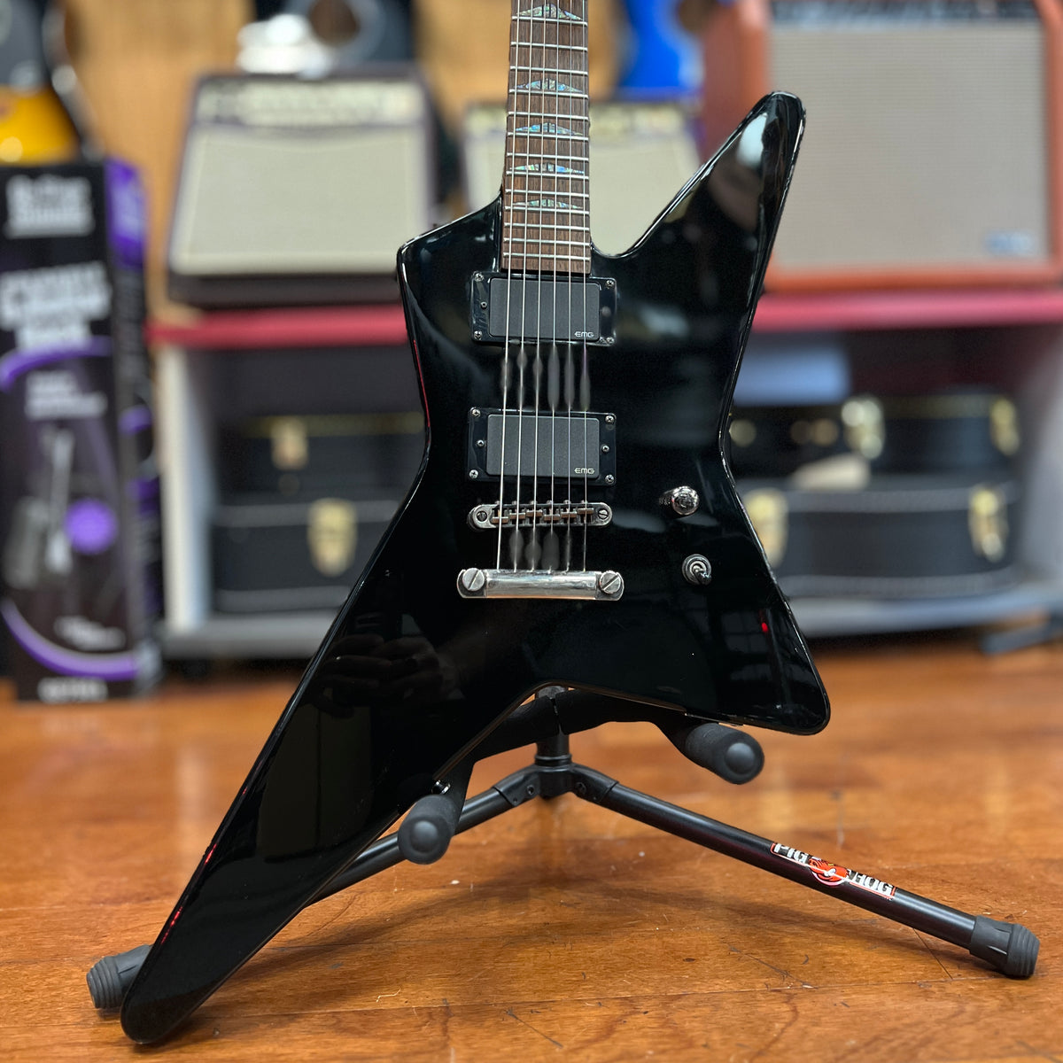VINTAGE Charvel DST-1 ST Desolation Star Electric Guitar — Dirt Cheep