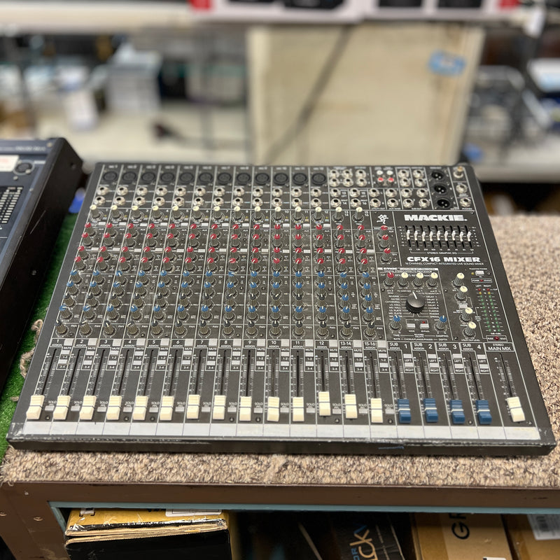 VINTAGE Mackie CFX16 Analog Mixer