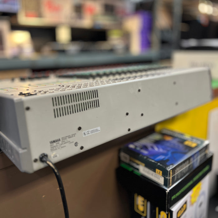 VINTAGE Yamaha RM800 Analog Mixer