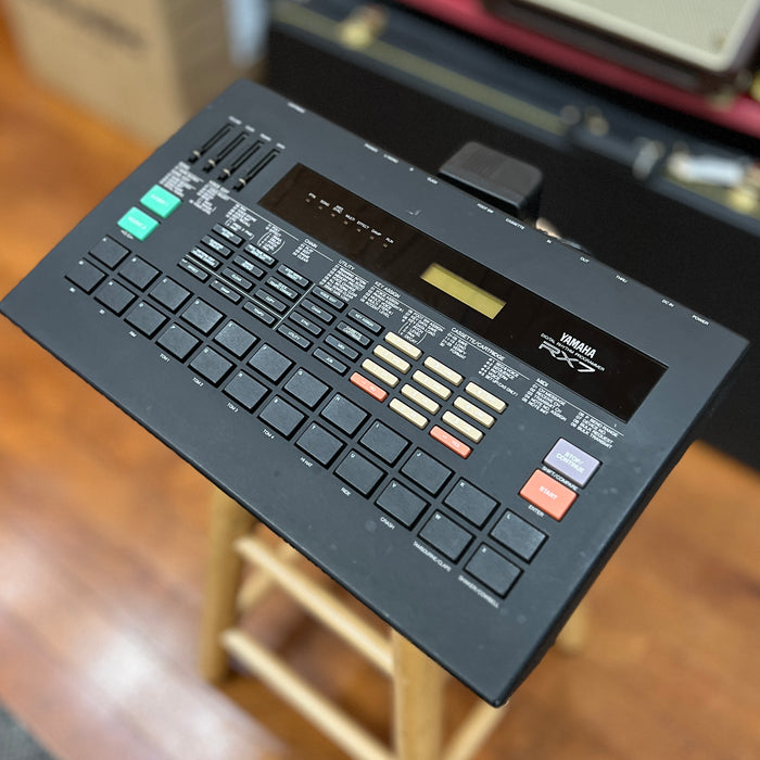 VINTAGE Yamaha RX-7 Drum Machine