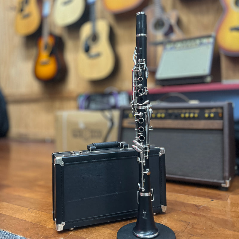 CERTIFIED USED Vito by LeBlanc Bb Student Clarinet Outfit