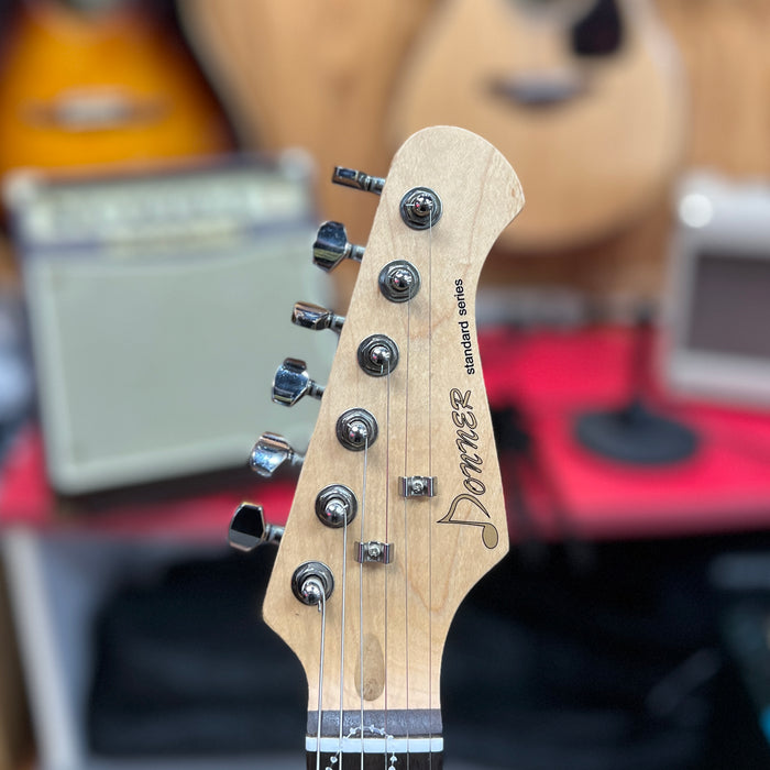 USED Donner HSS Strat-Style Electric Guitar, Black