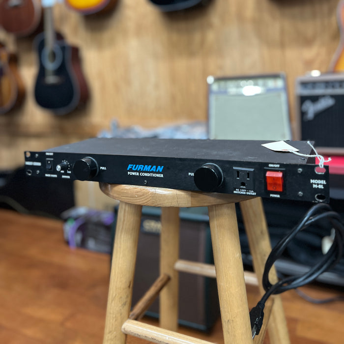 USED Furman M-8L Power Conditioner