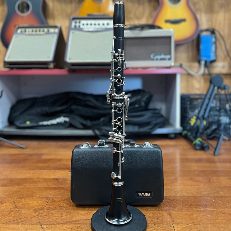 USED Yamaha YCL-34 Intermediate Wood Clarinet Outfit, Serial # 037705