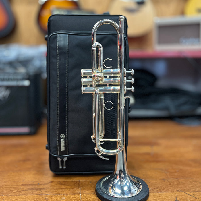 USED Yamaha YTR4335GSII Intermediate Silver Trumpet Outfit (Z86274)