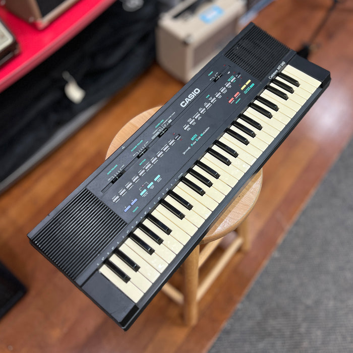 VINTAGE Casio Casiotone MT-240 49-Key Synthesizer Keyboard