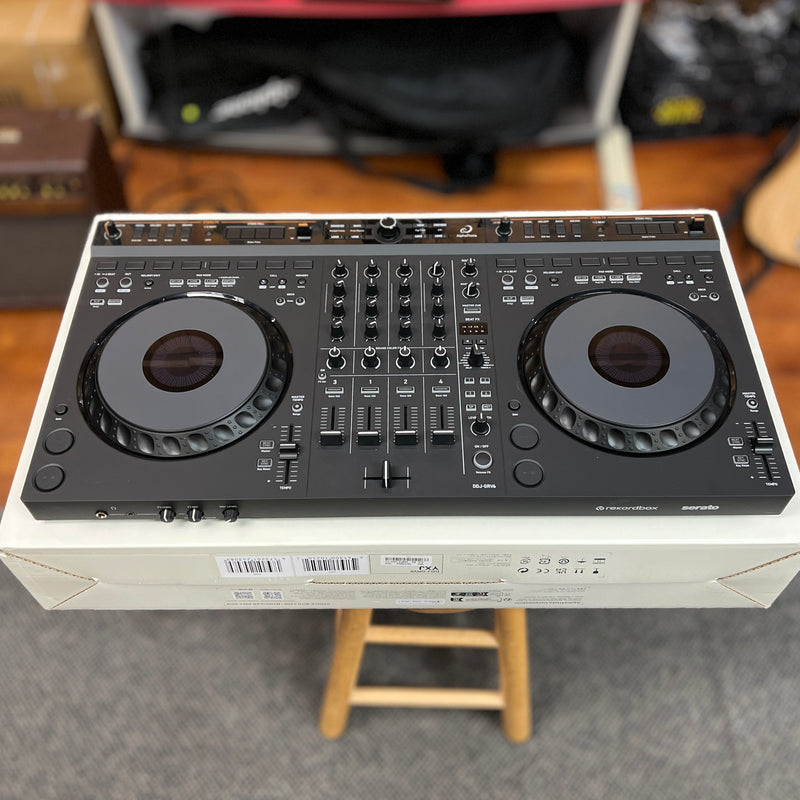 USED MINT AlphaTheta DDJ-GRV6 4-channel DJ Controller
