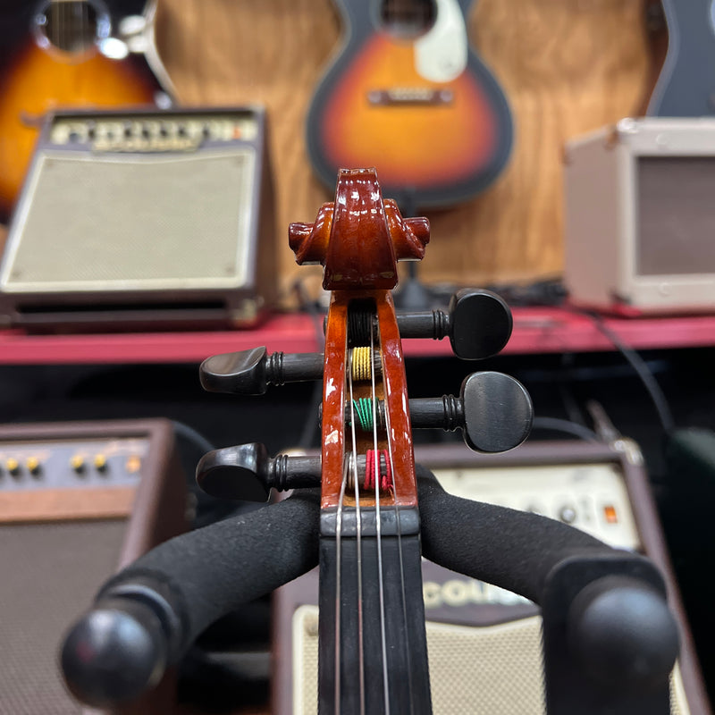 USED Brandenburg VN-880 Violin Outfit with Case and Bow, 1/2