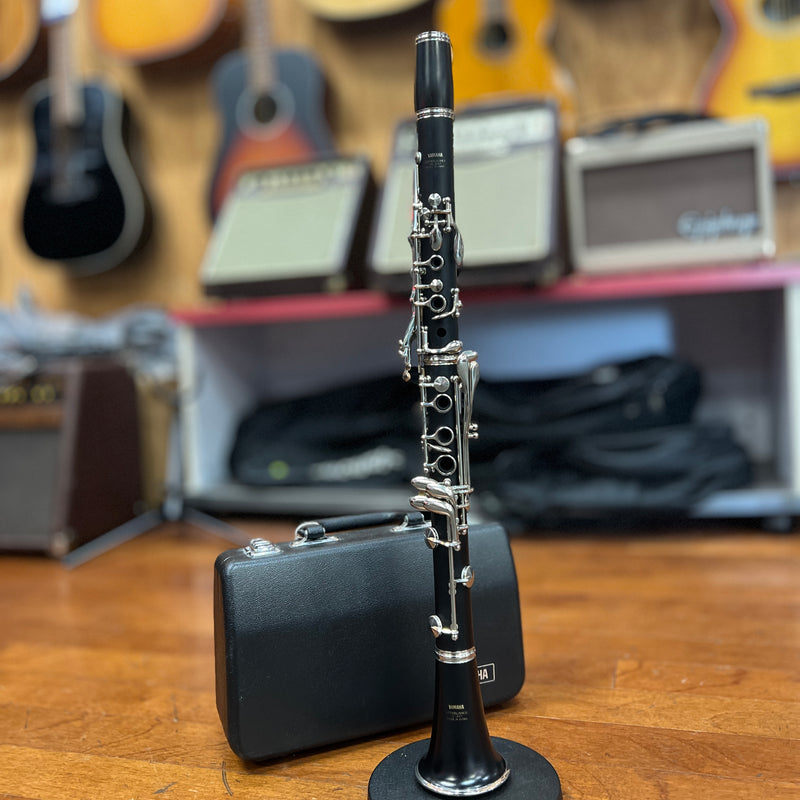 USED Yamaha YCL-34 Intermediate Wood Clarinet Outfit, Serial # 037705