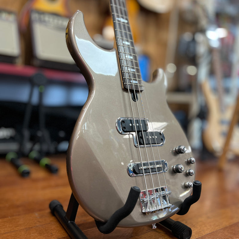 USED Yamaha BB614 4-string Active Electric Bass, Silver
