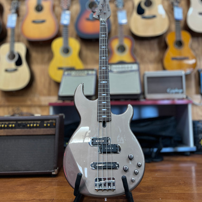 USED Yamaha BB614 4-string Active Electric Bass, Silver