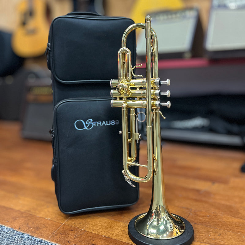 USED Strauss 6300 Student Trumpet Outfit with Case and Mouthpiece SL030524S050