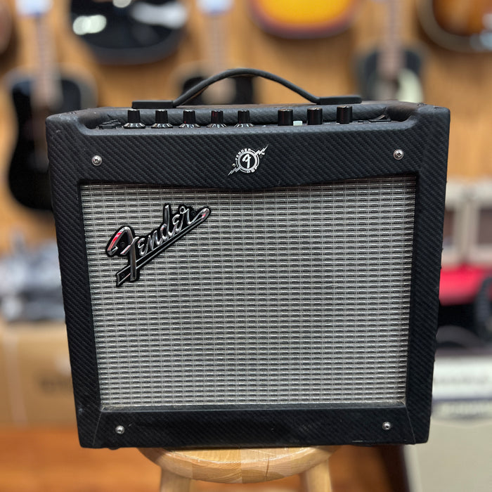 USED Fender Mustang I Combo Amp